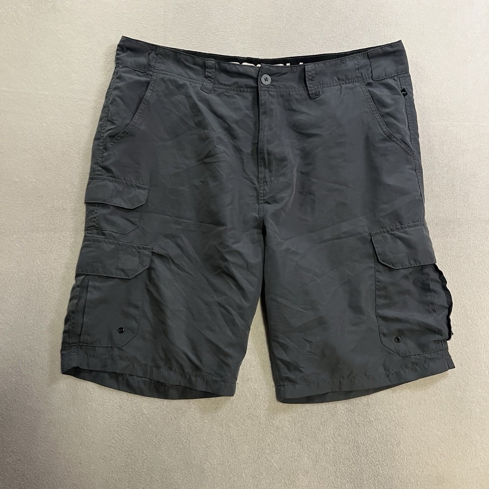 Denali Cargo Shorts Men's Size 38 Gray Performance Light Weight Cargo Pockets